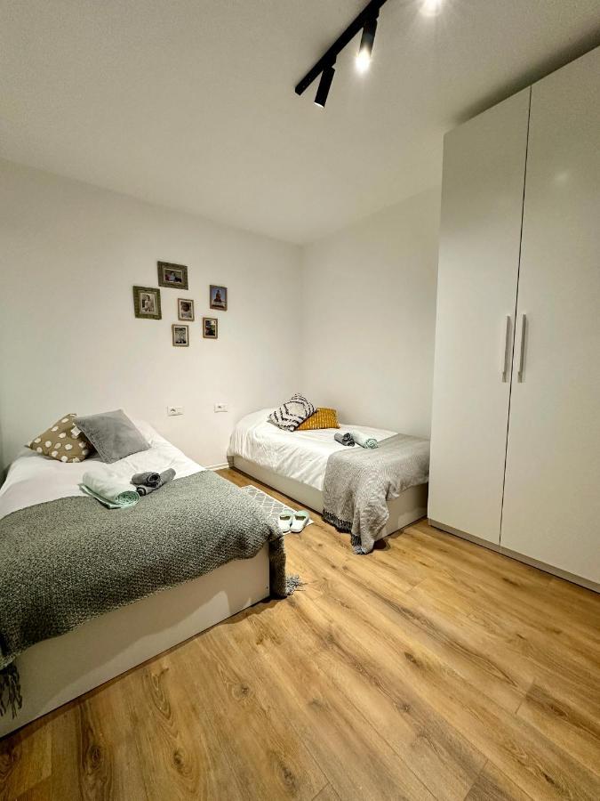 Lake Park Appartement Tirana